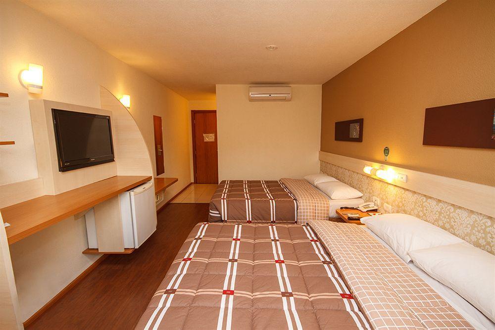 Hotel 10 Itajai/navegantes